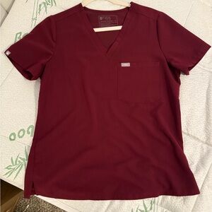 Figs Maroon One Pocket Scrub Top